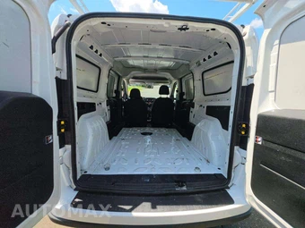 2022 Ram ProMaster City Wagon Minivan 122.4" WB - miniatura 14