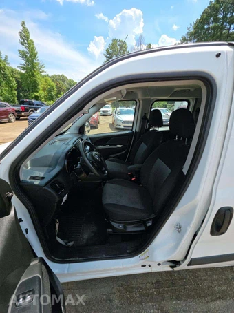 2022 Ram ProMaster City Wagon Minivan 122.4" WB - miniatura 3