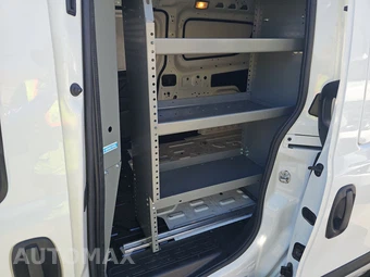 2022 Ram ProMaster City Wagon Minivan 122.4" WB - miniatura 13