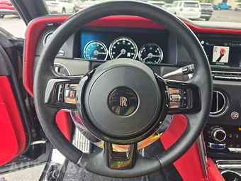 2022 Rolls-Royce Cullinan – miniatura 10