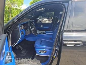 2022 Rolls-Royce Cullinan – miniatura 3