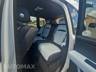 2022 Rolls-Royce Cullinan – miniatura 14