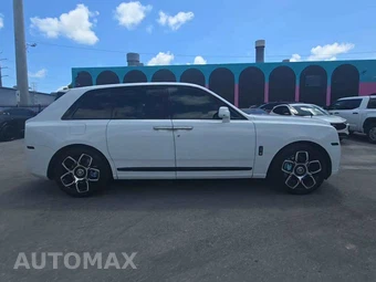 2022 Rolls-Royce Cullinan – miniatura 5