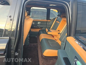 2022 Rolls-Royce Cullinan – miniatura 13
