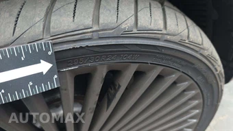 2022 Rolls-Royce Cullinan – miniatura 19