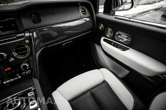 2022 Rolls-Royce Cullinan - miniatura 23