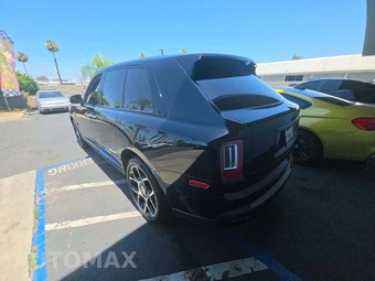 2022 Rolls-Royce Cullinan – miniatura 2