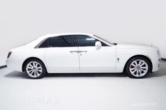 2022 Rolls-Royce Ghost Extended - miniatura 4