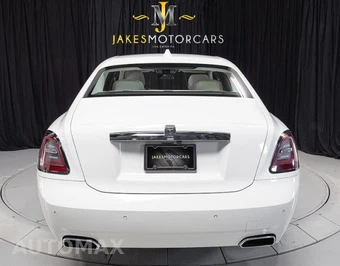 2022 Rolls-Royce Ghost - miniatura 10