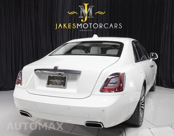 2022 Rolls-Royce Ghost - miniatura 13