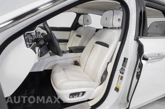 2022 Rolls-Royce Ghost - miniatura 3