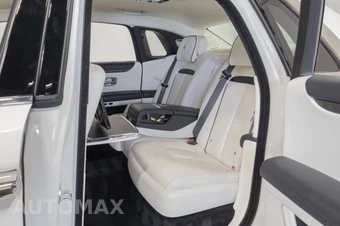 2022 Rolls-Royce Ghost - miniatura 47