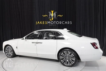 2022 Rolls-Royce Ghost - miniatura 7