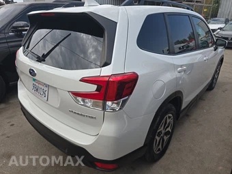 2022 Subaru Forester Premium - miniatura 4
