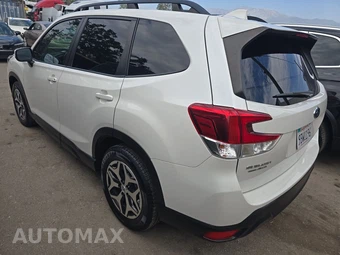 2022 Subaru Forester Premium - miniatura 6