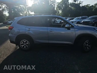 2022 Subaru Forester Premium - miniatura 5