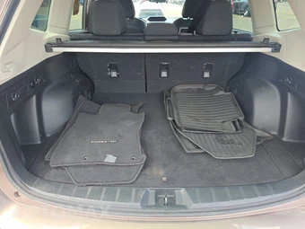 2022 Subaru Forester Premium - miniatura 16