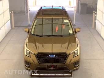2022 Subaru Forester Premium - miniatura 2