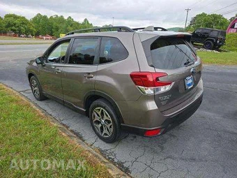 2022 Subaru Forester Premium - miniatura 2