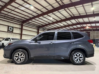 2022 Subaru Forester Premium - miniatura 8
