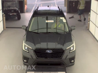 2022 Subaru Forester Premium - miniatura 2