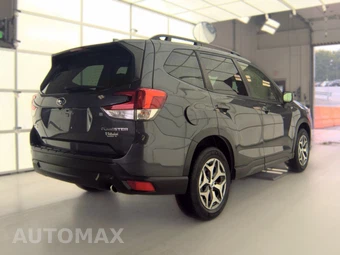 2022 Subaru Forester Premium - miniatura 4