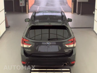 2022 Subaru Forester Premium - miniatura 5