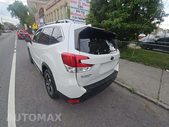 2022 Subaru Forester Touring - miniatura 2