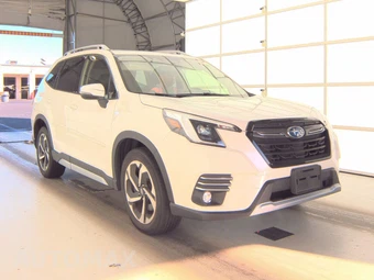 2022 Subaru Forester Touring - miniatura 3