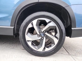 2022 Subaru Forester Touring - miniatura 11