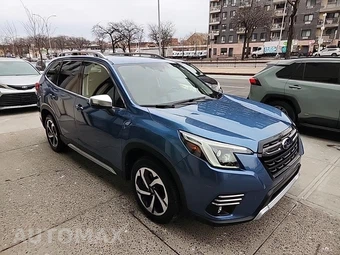 2022 Subaru Forester Touring - miniatura 3