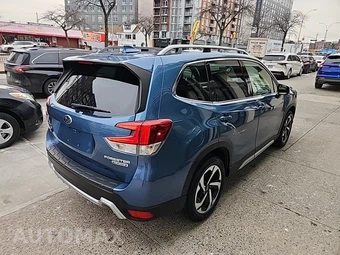 2022 Subaru Forester Touring - miniatura 4