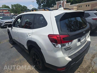 2022 Subaru Forester Wilderness - miniatura 2
