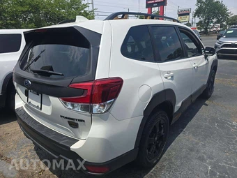 2022 Subaru Forester Wilderness - miniatura 3