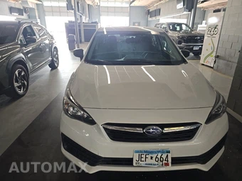 2022 Subaru Impreza 5-Door Hatchback - miniatura 2