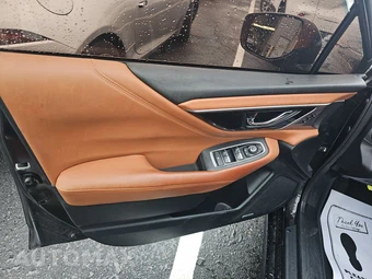 2022 Subaru Legacy Touring XT - miniatura 9