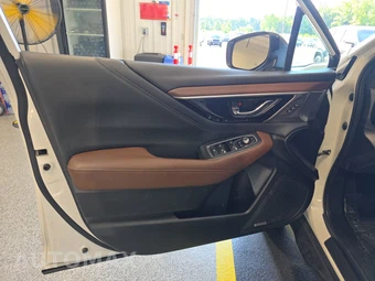 2022 Subaru Outback Touring - miniatura 9