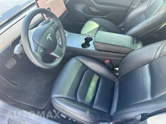 2022 Tesla Model 3 Long Range – miniatura 10