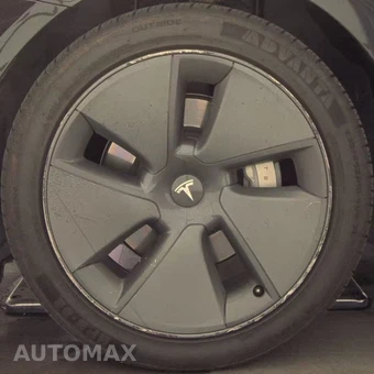 2022 Tesla Model 3 Long Range – miniatura 42