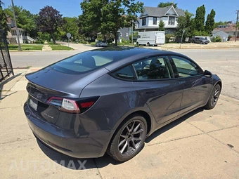 2022 Tesla Model 3 Long Range - miniatura 3