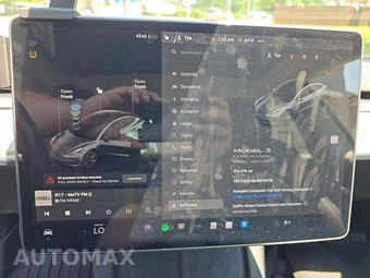 2022 Tesla Model 3 Long Range - miniatura 9