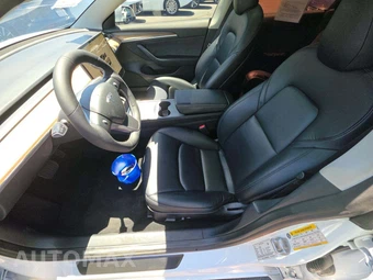 2022 Tesla Model 3 Long Range - miniatura 3