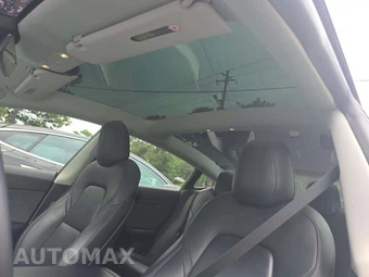 2022 Tesla Model 3 Long Range - miniatura 11