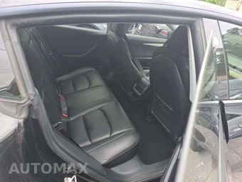 2022 Tesla Model 3 Long Range - miniatura 16