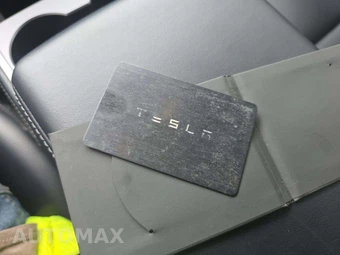 2022 Tesla Model 3 Long Range - miniatura 8