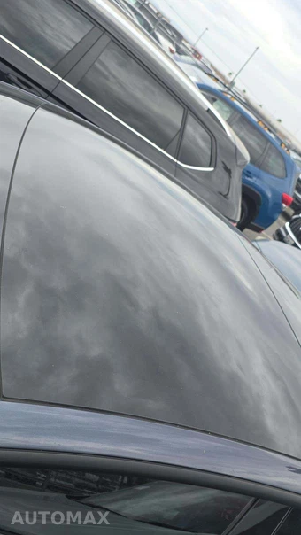 2022 Tesla Model 3 Long Range - miniatura 18