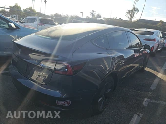 2022 Tesla Model 3 Long Range - miniatura 4