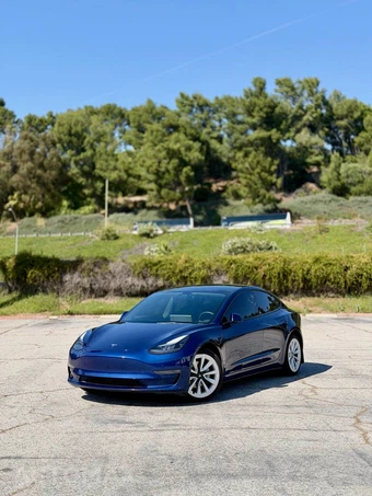 2022 Tesla Model 3 Long Range