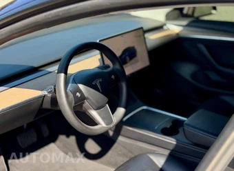 2022 Tesla Model 3 Long Range - miniatura 13