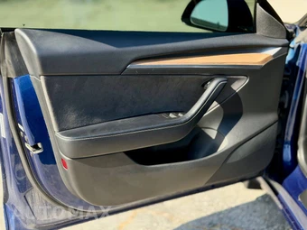 2022 Tesla Model 3 Long Range - miniatura 30